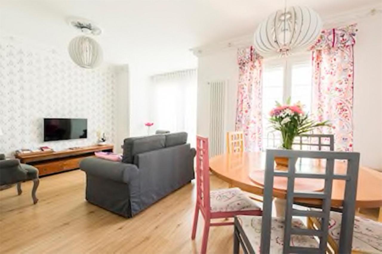Visitor'S Book Apartment Madrid Bagian luar foto
